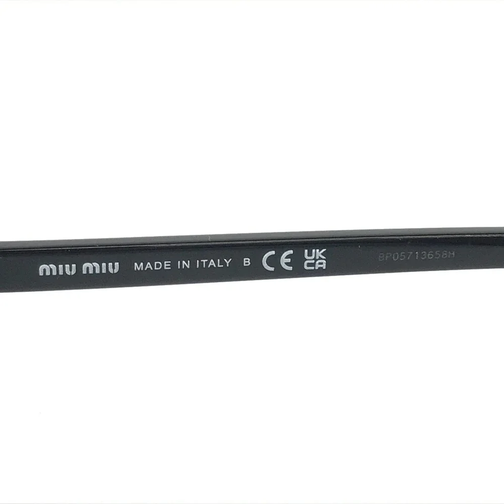 Miu Miu frames are